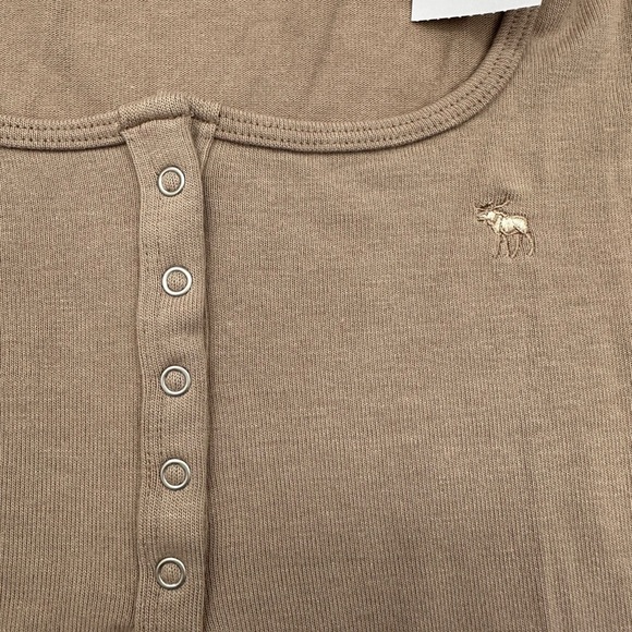 NWT Abercrombie Long-Sleeve Cozy Lounge Knit Button-Through Top - Picture 5 of 8